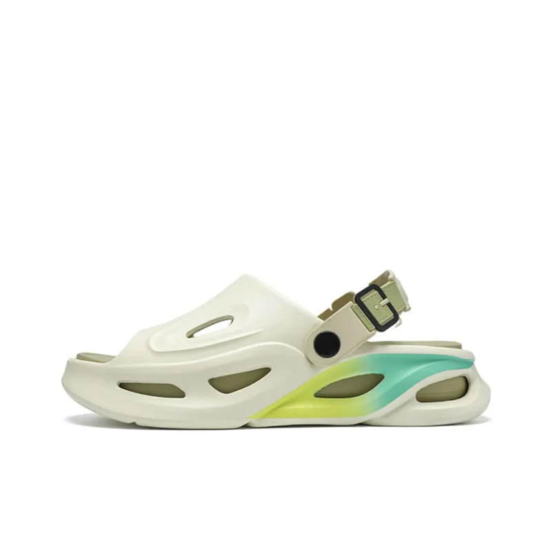 Budding Bear Beach Sandals Men's-9