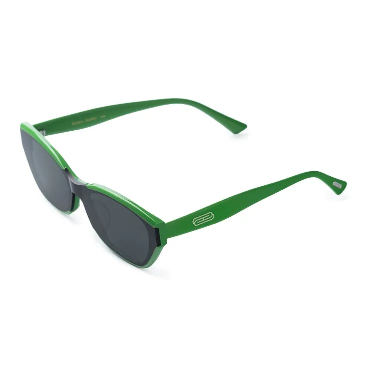 HELEN KELLER Plate Frame Cat Eye Sunglasses Unisex-10