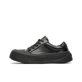 GIGIRYO Coverage, Waterproof, Cushioning, Impact Resistance Low Top Skateboard Shoes Unisex