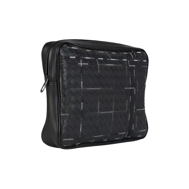 Bottega Veneta Metropolis Leather Wash Bag Black-2