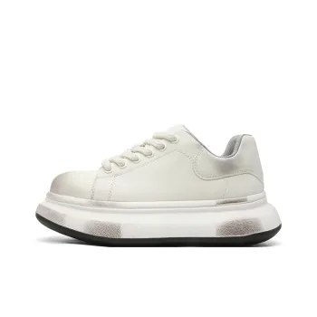 GIGIRYO Low Top Skateboard Shoes Unisex Polished White