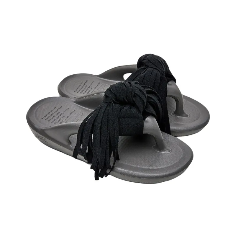 J.CHUNG x TAW&TOE Abrasion Resistant Flip Flops Unisex Gray-1
