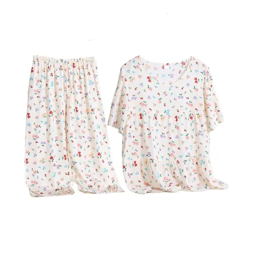 The Temptation Of The Muse Pajama Set Women's