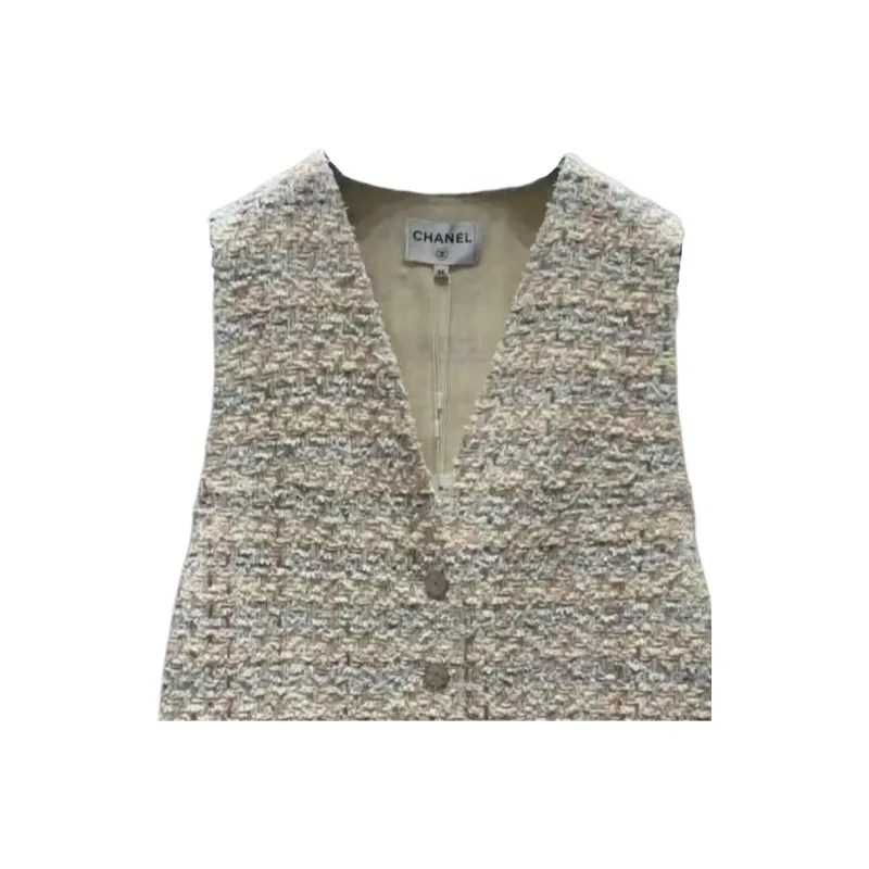 CHANEL 25P Tank Tops Women's Light Yellow-1