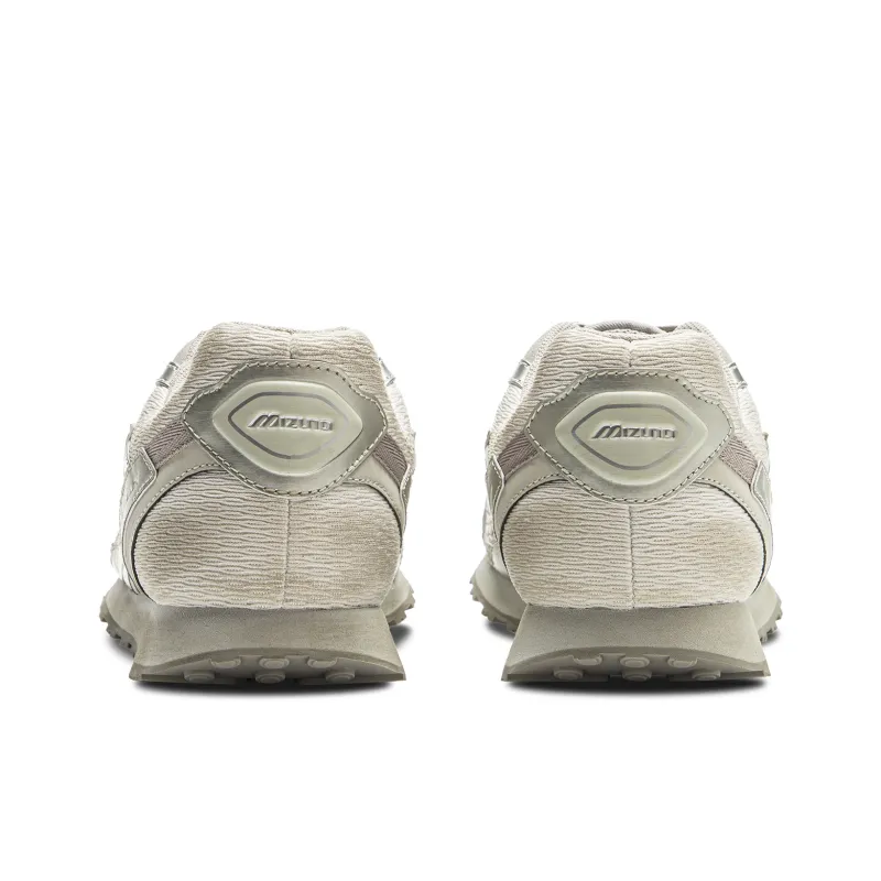 Mizuno LG 60S Low Top Casual Shoes Unisex Waffle Gold-4