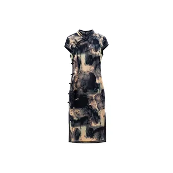 To The West Short Sleeved Dress Women's