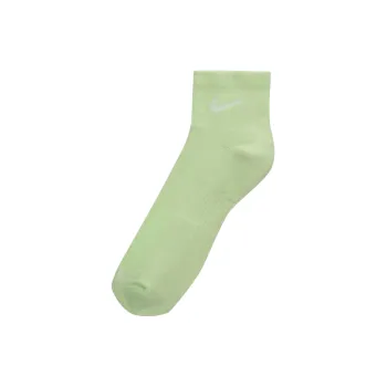 Nike Dri FIT Everyday Mid Calf Socks Unisex 3 Pack Multicolor