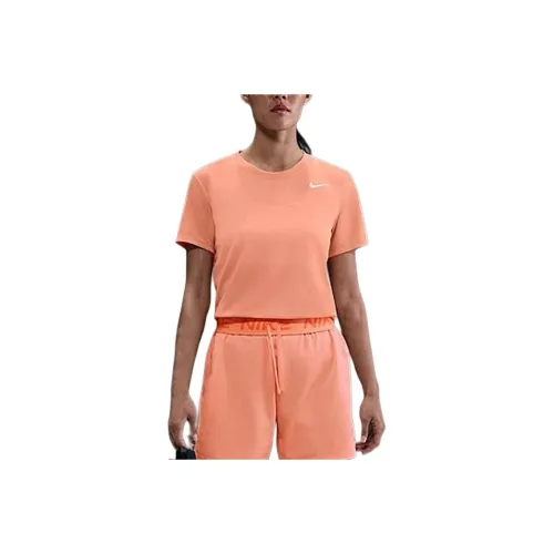 nike phelon Clothing T Shirts Women's Orange