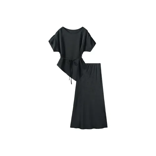 Hang Yi Court Skirt Set Women's