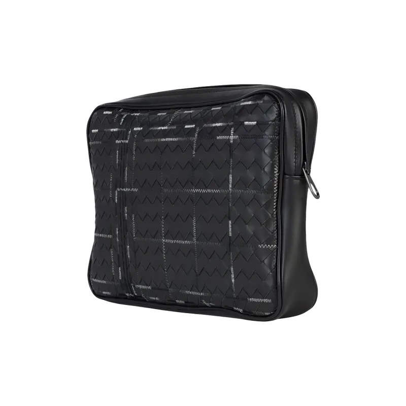 Bottega Veneta Metropolis Leather Wash Bag Black-1