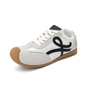 La Chapelle Abrasion Resistant Lightweight Slip Resistant Low Top Casual Shoes Women's White Black