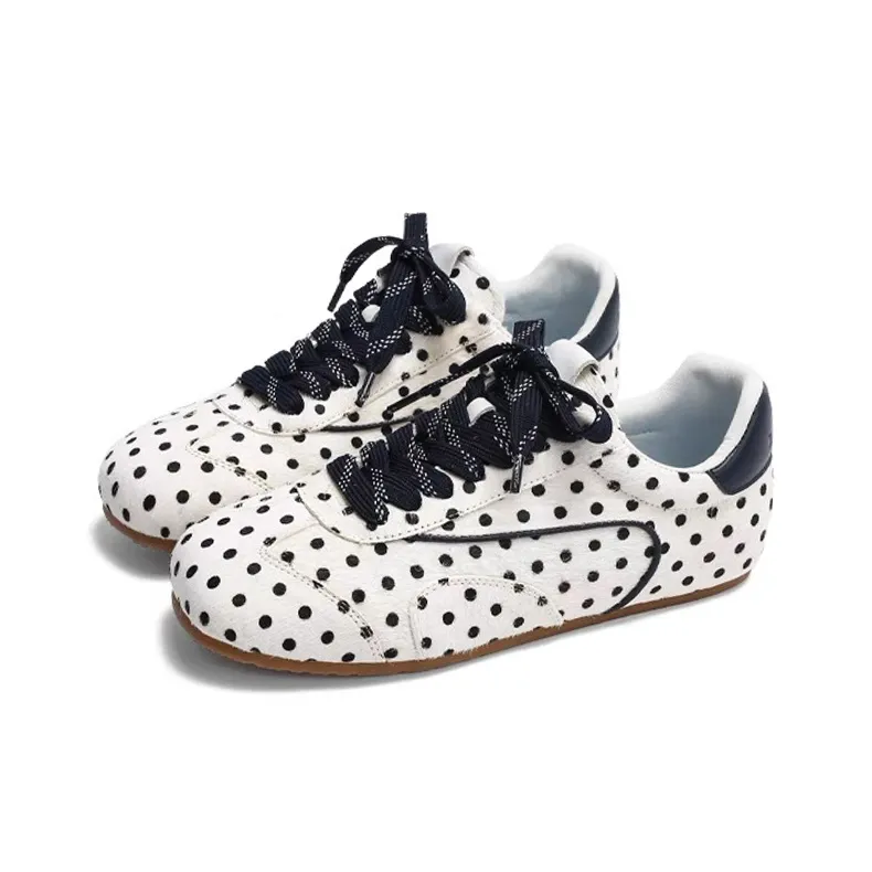 GULIA Low Top Casual Shoes Women's Reproduction Black White-0