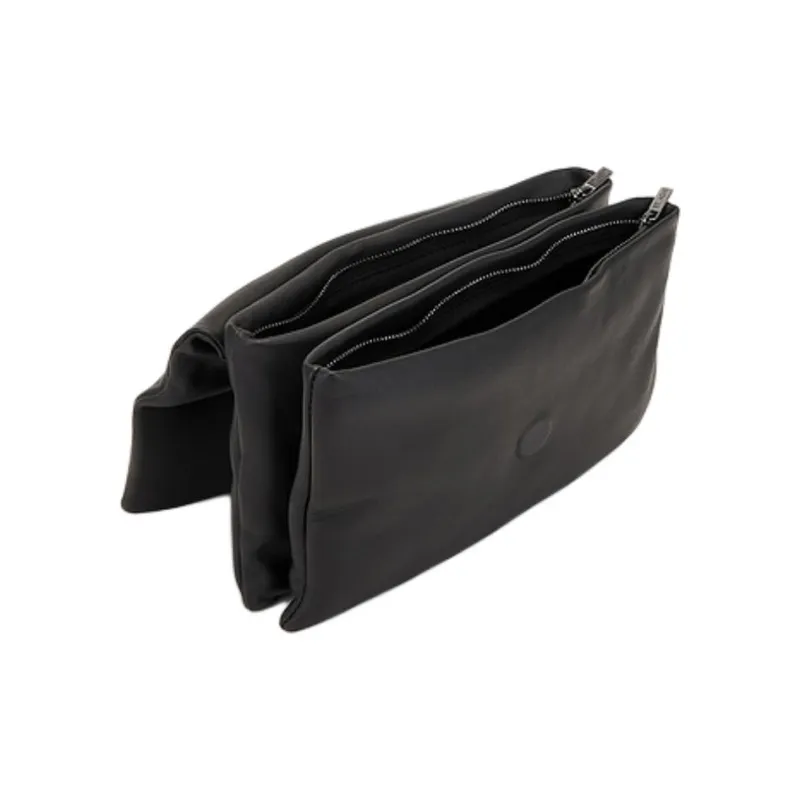 ST. AGNI Lambskin Clutch Women's Black-3