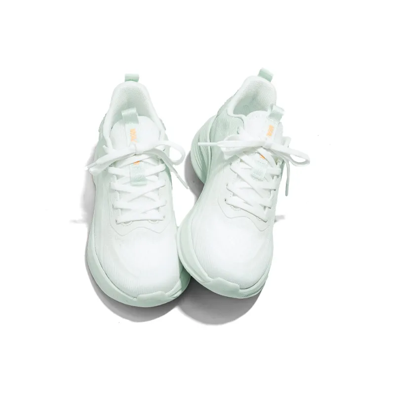 Warrior Low Top Running Shoes Women's White/Light Green-4