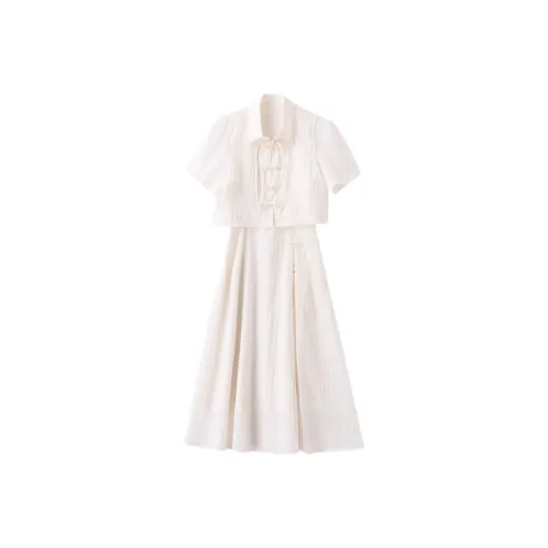 SONDR Two Piece Skirt Sets Women's
