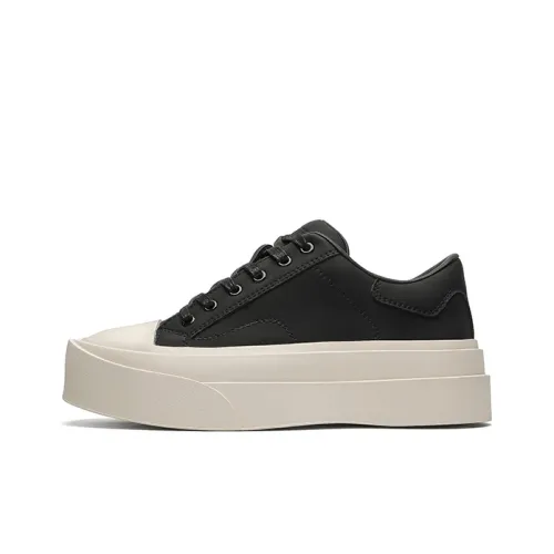 MOMGOG Low Top Skateboard Shoes Men's Black