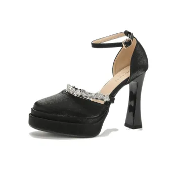 Than Than Me Chunky Heel High Heels Women's