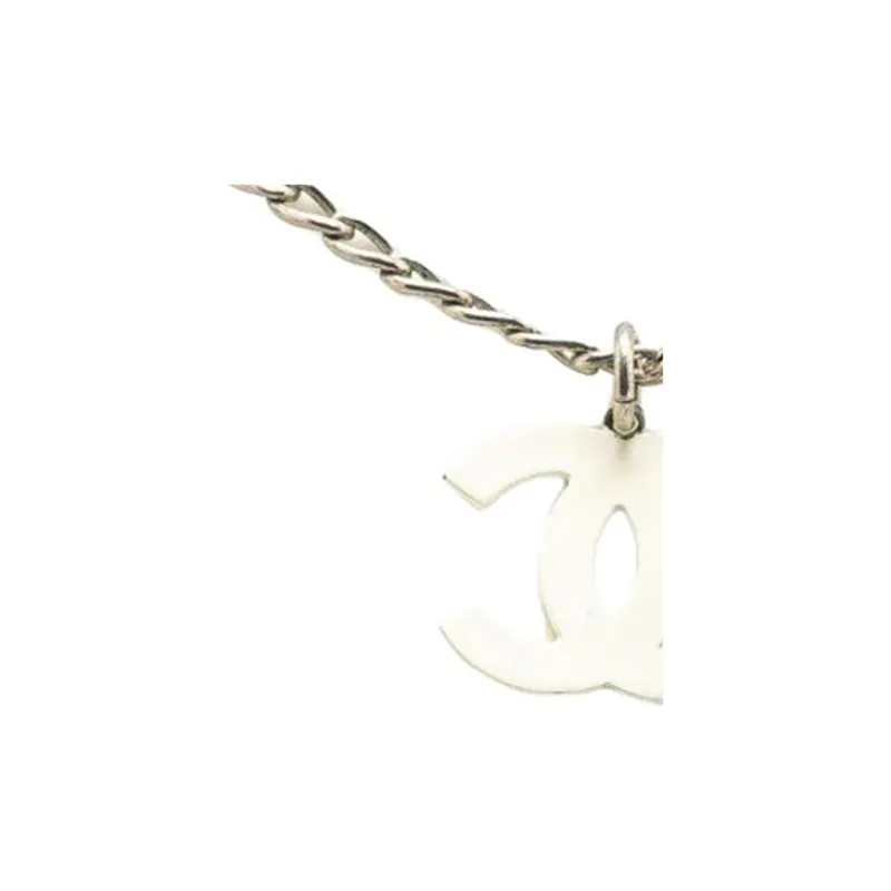 CHANEL 2004 Plated Resin Cc Camellia Charm Necklace Costume Necklace-1