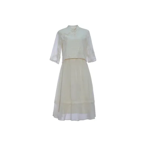 SONDR Two Piece Skirt Sets Women's