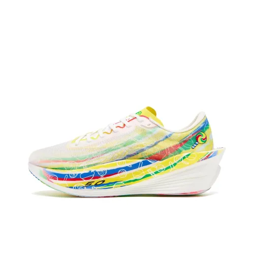 XIAOSHIHOU x QIAODAN Phantom PB5.0 Anti Slip Wear Resistant Low Top Casual Running Shoes Men's Yellow Red