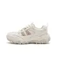 03 Beige