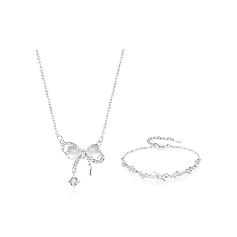Master Kim Glass Cat Eye Necklaces Women's-0