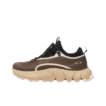 Oakley Anti Slip Wear Resistant Low Top Outdoor Shoes Unisex Brown