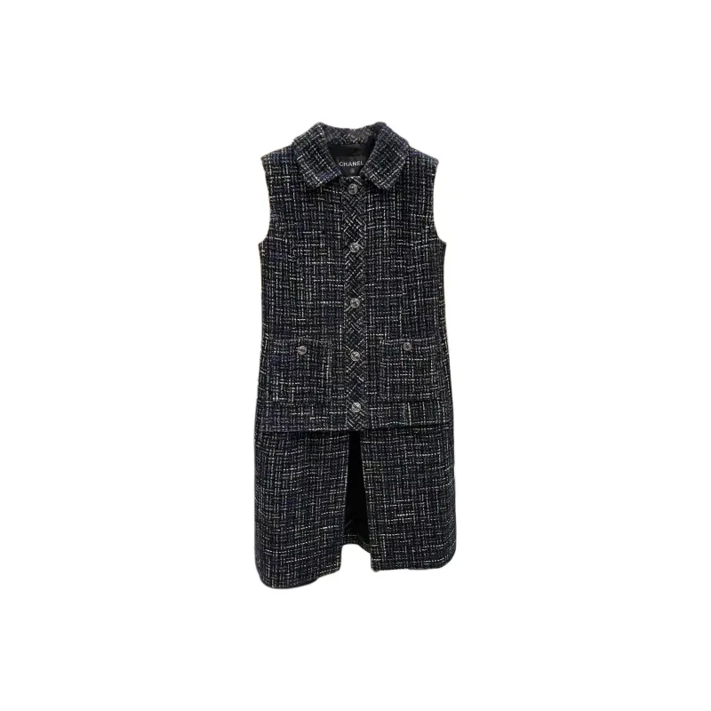CHANEL 22A Premium Handcrafted Workshop Vest Women's Black-0