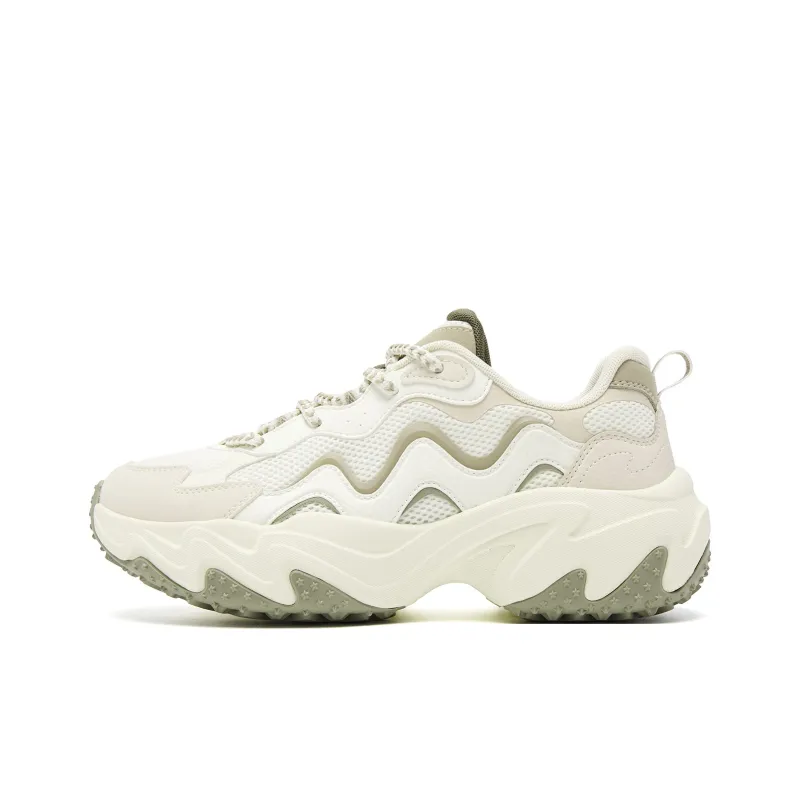 QIAODAN Anti Slip Wear Resistant Low Top Casual Shoes Women's Ivory White, Driftwood Gray-0