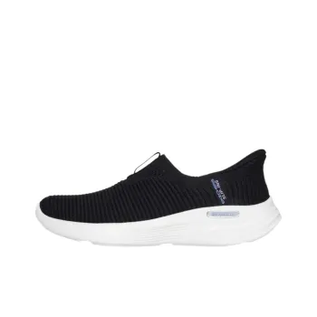 Skechers Relaxed Fit Low Top Casual Shoes Women's Black