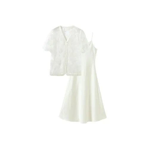 Hang Yi Court Skirt Set Women's