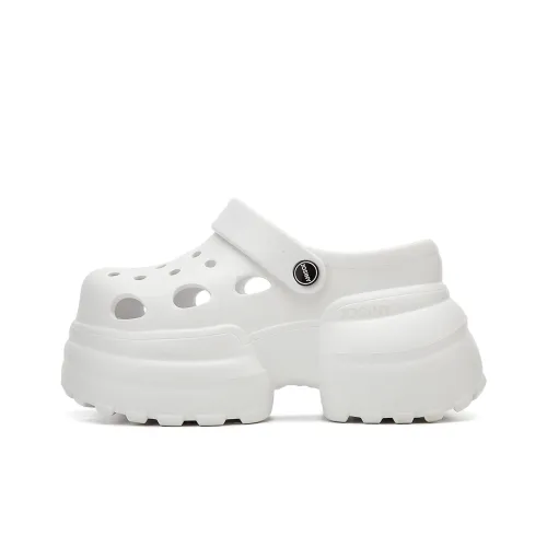 JOSINY Timeless Perforated Collection Clogs Women's