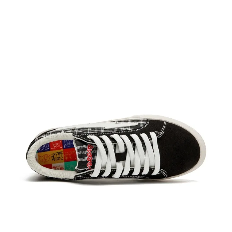 Siningdynamic Slip Resistant Low Top Skateboard Shoes Unisex-16