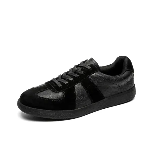 MOMGOG Non slip Lightweight Low Top Skateboard Shoes Unisex