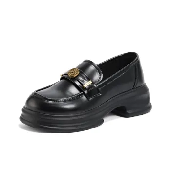 DAPHNE Loafers Women's Black/Ecru