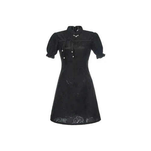 SONDR Short Sleeved Dress Women's