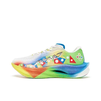 QIAODAN Strong Wind 3.0 Running Shoes Men Low Top Jordan White, Neon Green