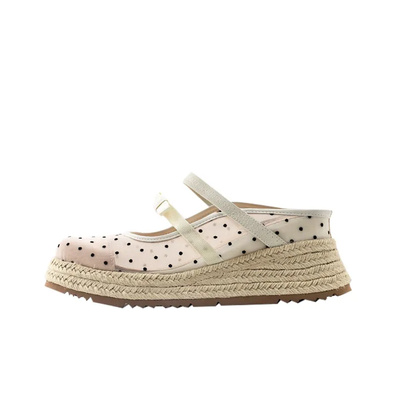 Wonderful Couple Closed Toe Slippers Women's-2
