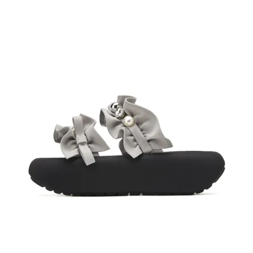 MILLIE'S Quiet Slide Slippers Women's