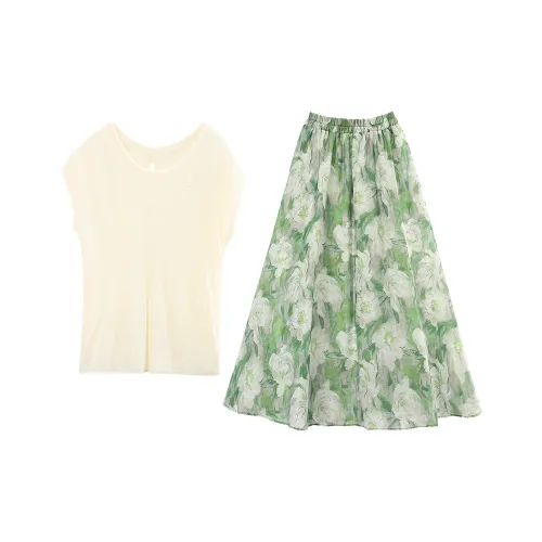 A Paradise For Awakening Skirt Set Women's