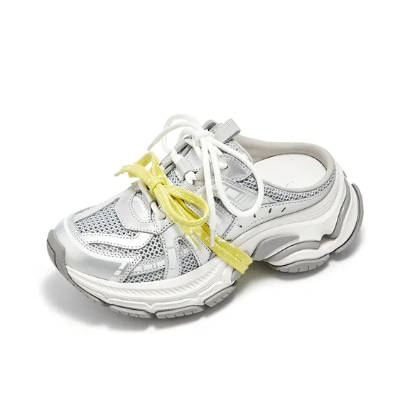 MILLIE'S Closed Toe Slippers Women's-1