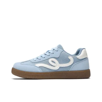 China Aerospace Low Top Skateboard Shoes Men's