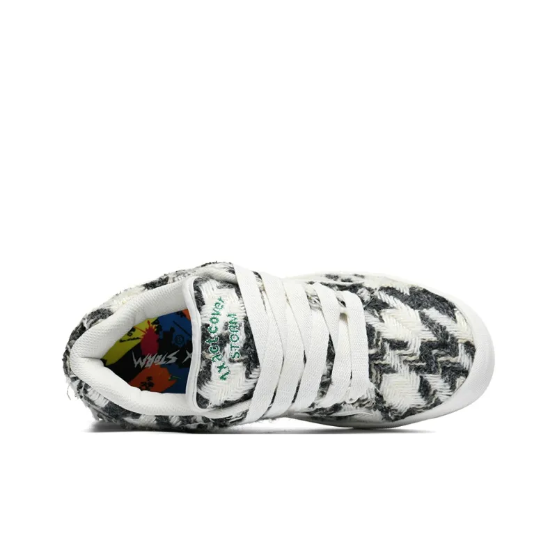 Siningdynamic Slip Resistant Low Top Skateboard Shoes Unisex-24