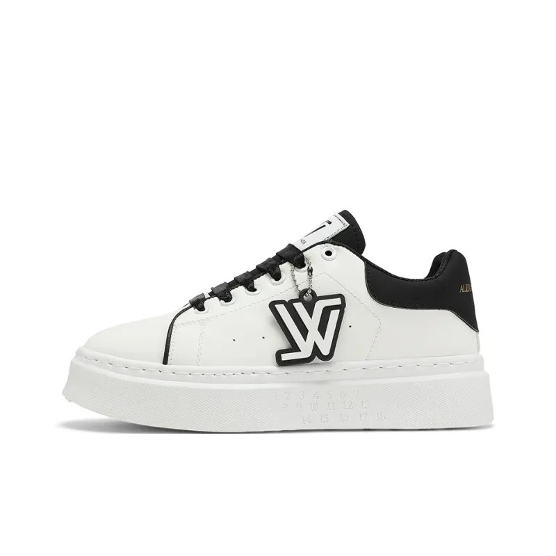 White Sands Low Top Skateboard Shoes Men's-5