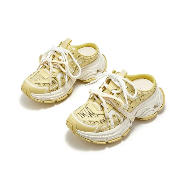 MILLIE'S Closed Toe Slippers Women's-7
