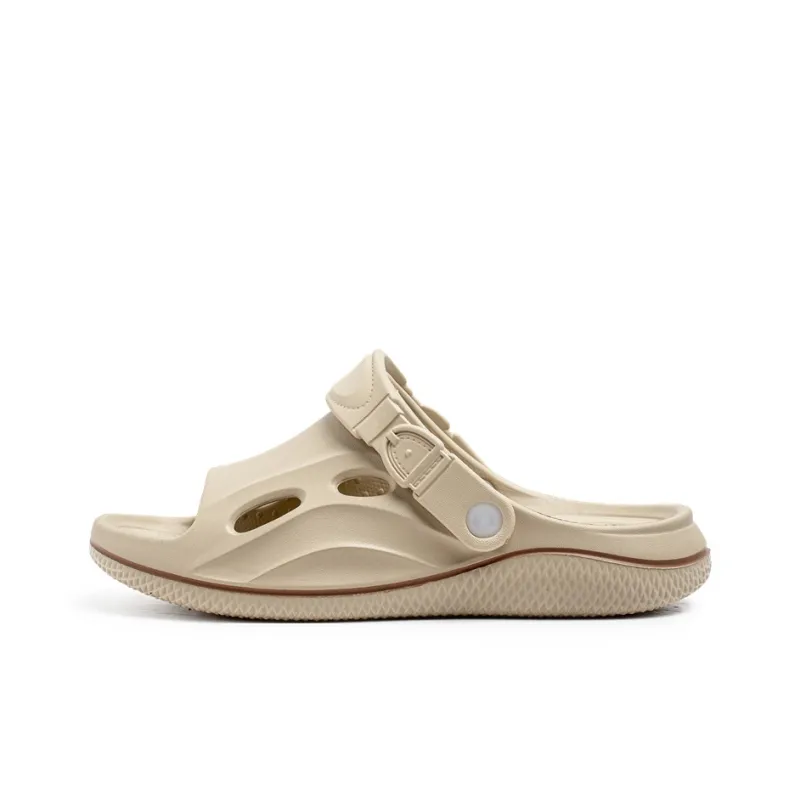 Budding Bear Beach Sandals Men's-7