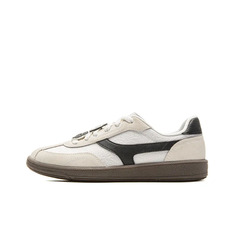 LiNing Yunchuan 2 Slip Resistant, Abrasion Resistant, Lightweight Low Top Skateboard Shoes Women's Mist White-0
