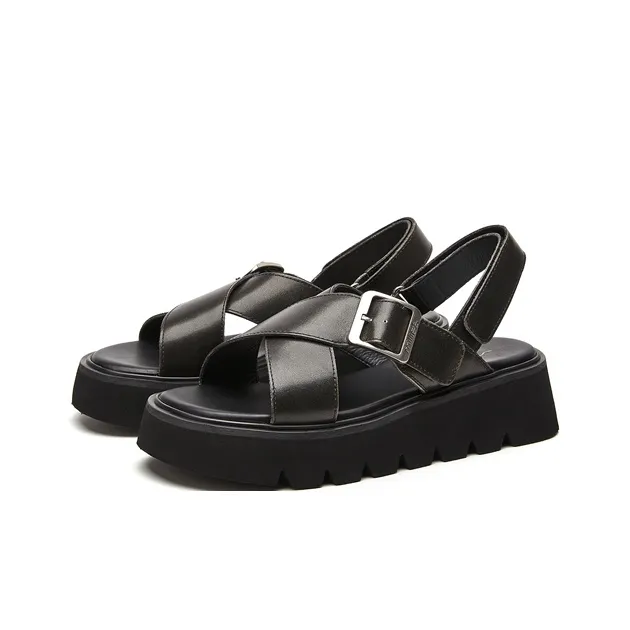 Millies Beach Sandals Women's Black, Brown-3