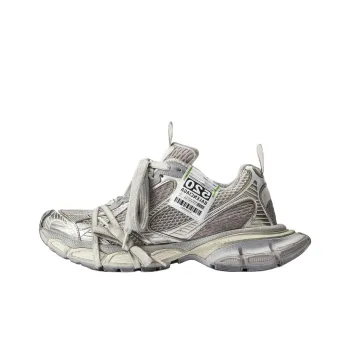 Balenciaga 3XL 520 Limited Collection Low Top Chunky Sneakers Women's Eggshell Color