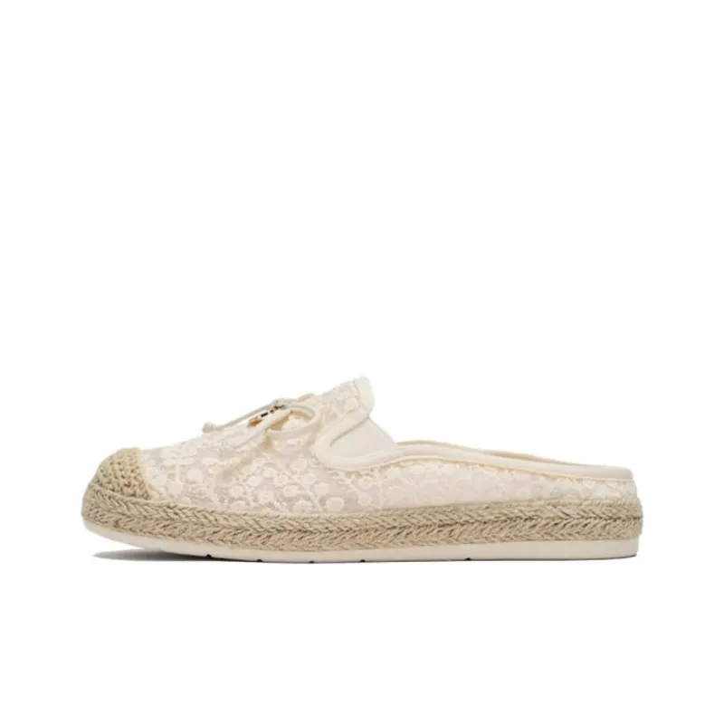 Hotwind Slip Resistant Closed Toe Slippers Women's Beige-0